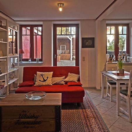 Gemuetliches Ferienhaus - Ankommen Und Wohlfuehlen ฮูซุม ภายนอก รูปภาพ