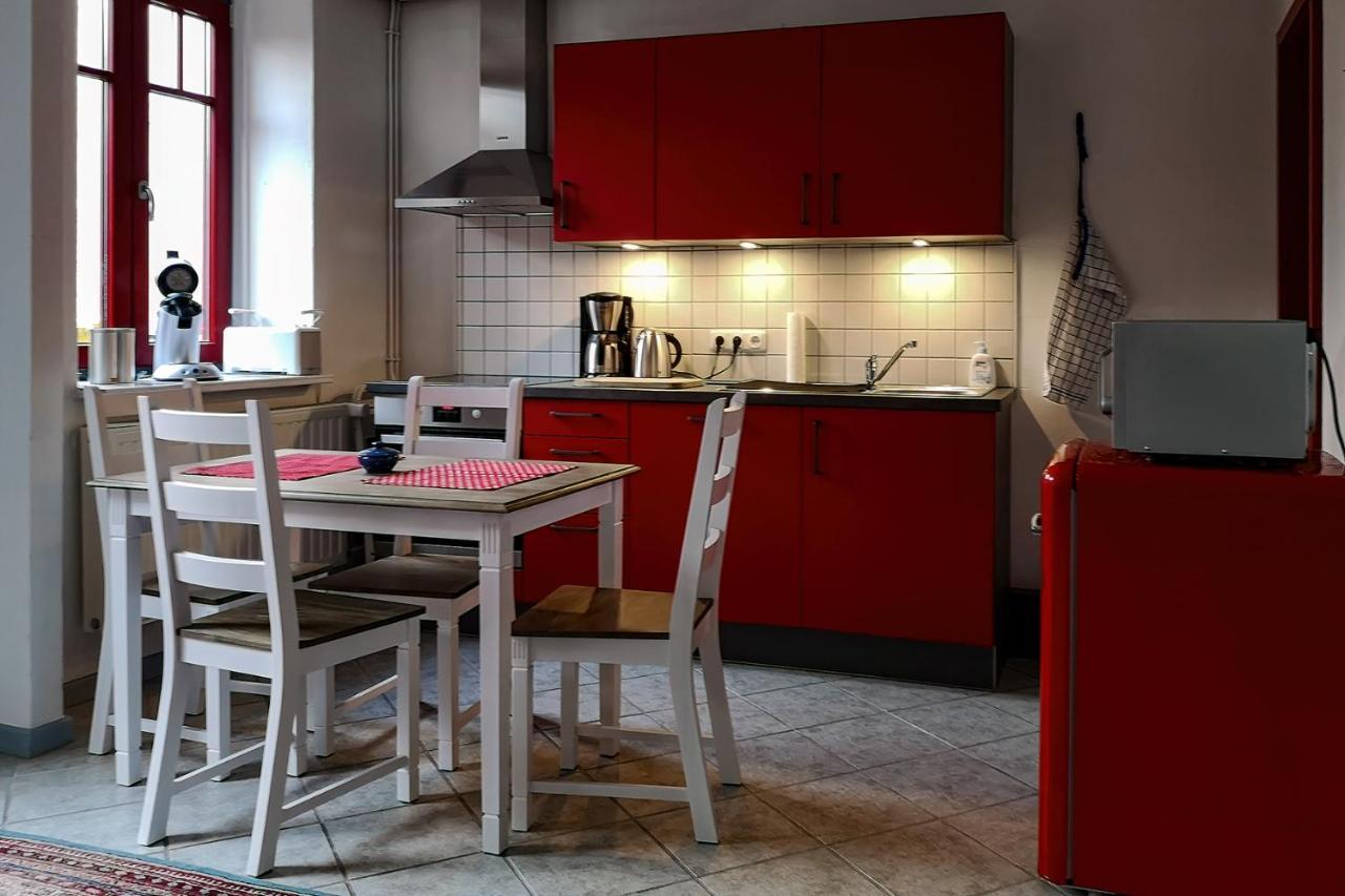 Gemuetliches Ferienhaus - Ankommen Und Wohlfuehlen ฮูซุม ภายนอก รูปภาพ