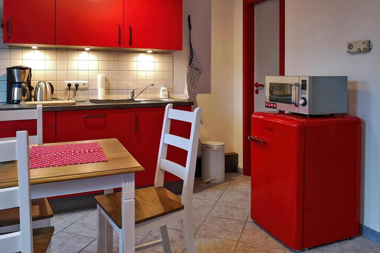 Gemuetliches Ferienhaus - Ankommen Und Wohlfuehlen ฮูซุม ภายนอก รูปภาพ