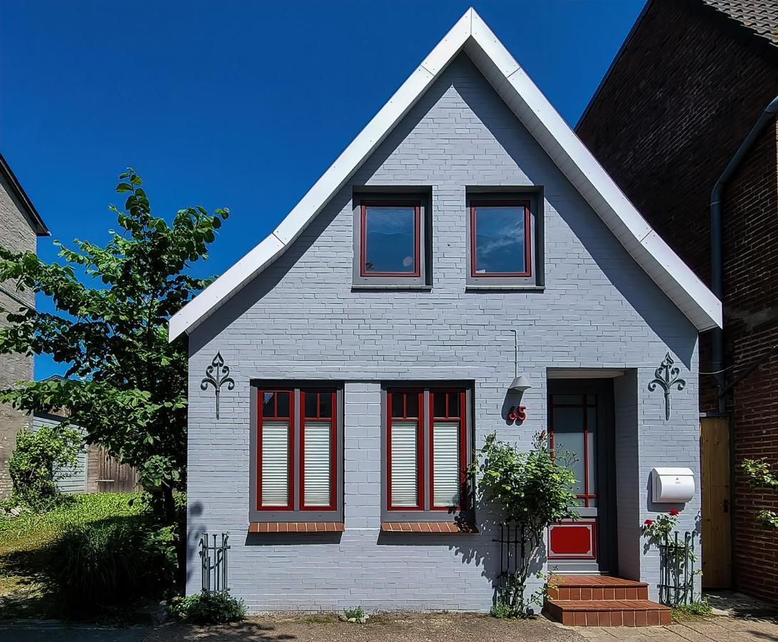 Gemuetliches Ferienhaus - Ankommen Und Wohlfuehlen ฮูซุม ภายนอก รูปภาพ